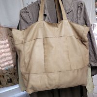 Естествена кожа ОГРОМНА чанта,тип торба,бежева, снимка 7 - Чанти - 41687693