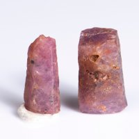 2 броя рубин кристал 17ct нетретиран Мадагаскар #24, снимка 1 - Други - 42068286