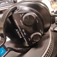 Аудиофилски колекционерски слушалки SONY DR-S5, снимка 2 - Слушалки и портативни колонки - 41638867