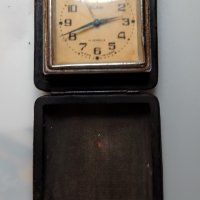 Пътнически будилник"Слава"- СССР, снимка 1 - Антикварни и старинни предмети - 40876425