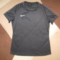 Тениска NIKE  дамска,Л, снимка 2 - Спортни екипи - 41533642