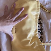 Liu Jo жълта дамска чанта, снимка 1 - Чанти - 41672440