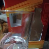 Продава стъклени маркови чаши за уиски., снимка 1 - Прибори за хранене, готвене и сервиране - 39095066