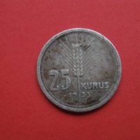 Рядка турска сребърна монета 25 куруш 1935 , снимка 1 - Нумизматика и бонистика - 41866716