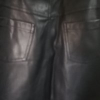 Черна кожена пола, снимка 3 - Поли - 41963246