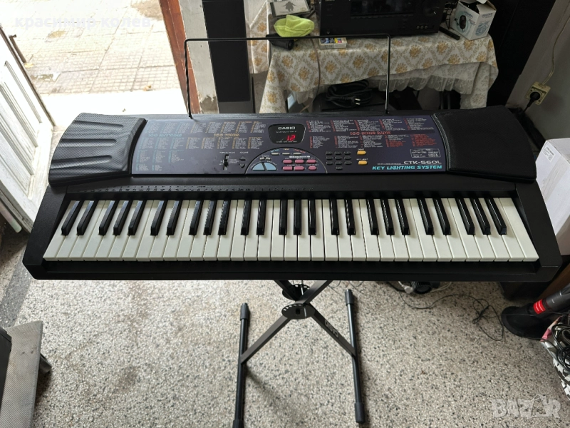 синтезатор "CASIO CTK-560L" със стойка, снимка 1