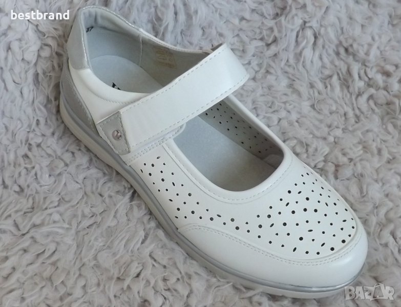 Обувки, бели, с каишка, код 312/35, снимка 1