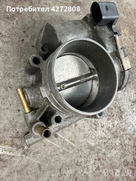 Дроселова клапа за Golf 4 2.3 2.5 , снимка 1