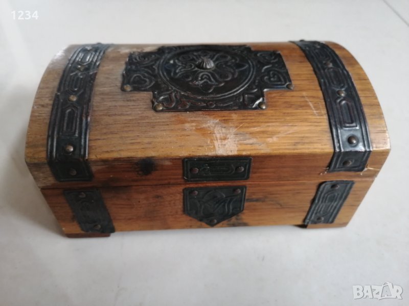 Дървена кутия 16 х 10 h 8 cm. , снимка 1