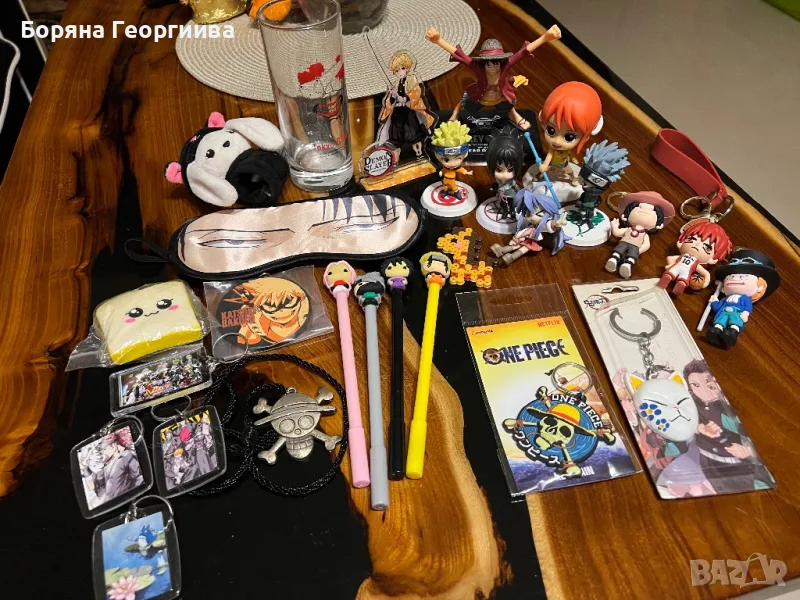 Аниме фигурки, мърч, снимка 1