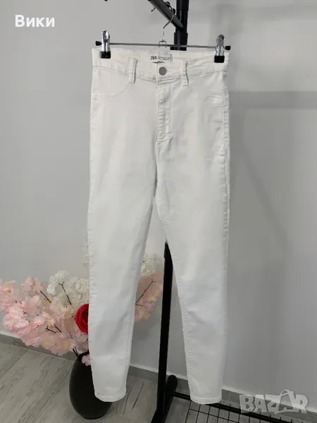 Дънки в бяло на Zara, размер XS, снимка 1