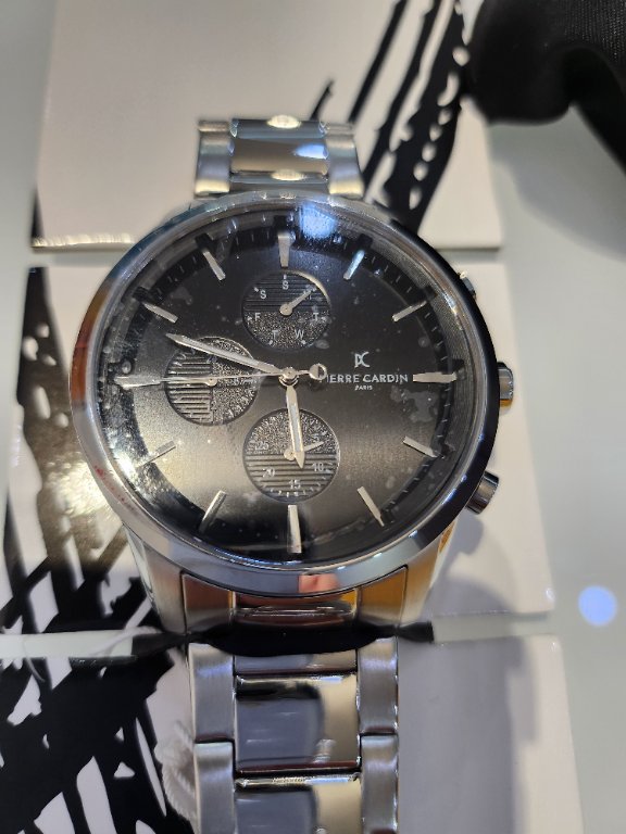 Мъжки часовник Pierre Cardin в Мъжки в гр. Пловдив - ID39579080 — Bazar.bg
