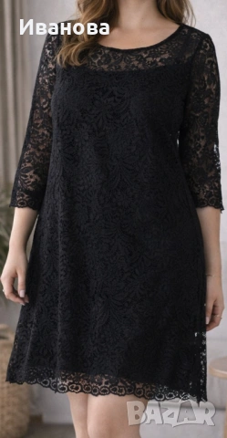 Нова черна дантелена рокля за макси дама.