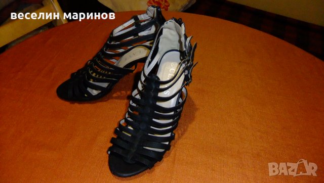 Продавам дамски сандали, снимка 2 - Сандали - 35775340