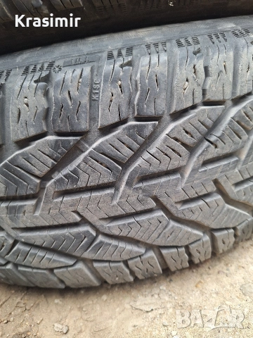 зимни гуми с джанти 15, снимка 2 - Гуми и джанти - 53153078