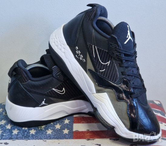 JORDAN ZOOM '92 'BLACK WHITE', 44 номер, естествена кожа , снимка 2 - Маратонки - 44142071