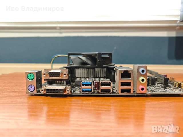 Asus, снимка 2 - Дънни платки - 53505396