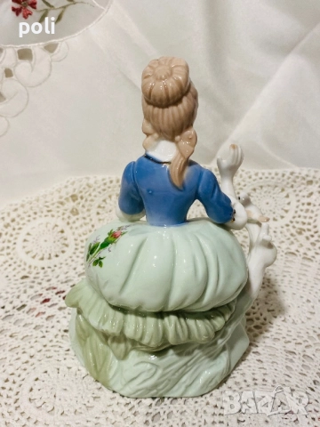 порцеланова статуетка , снимка 5 - Статуетки - 51575859