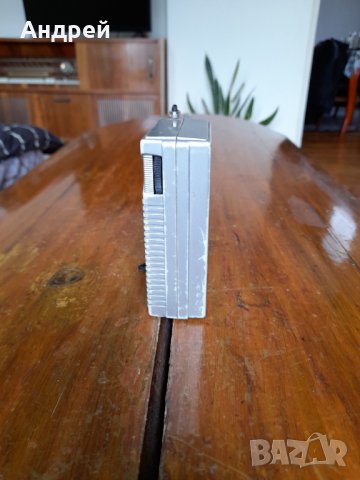 Старо радио,радиоприемник SuperTech, снимка 2 - Антикварни и старинни предмети - 35733405