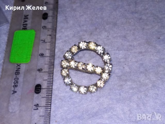 МЕСИНГОВА ПОСРЕБРЕНА РЕТРО БРОШКА с БЛЕСТЯЩИ ФАСЕТИРАНИ БОХЕМСКИ КРИСТАЛИ 37019, снимка 9 - Други - 41396163