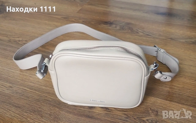 Малка ръчна чанта Jenny Fairy, бежова, отлична