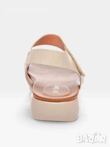 Дамски сандали с велкро закопчаване в бежово и сребристо 508199 beige, снимка 4 - Сандали - 55854324