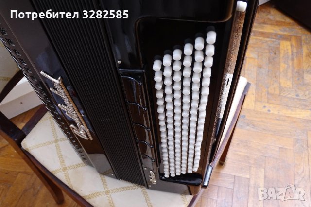 Акордеон Роял Стандард Метеор 120 баса, снимка 14 - Акордеони - 41695959