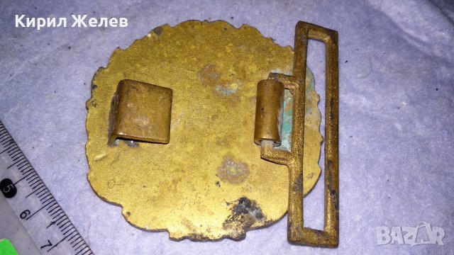 Стара БРОНЗОВА ТОКА с ЛЪВ и ПЕТОЛЪЧКА от ОФИЦЕРСКИ СОЦ НРБ БНА ПАРАДЕН КОЛАН 22544, снимка 2 - Антикварни и старинни предмети - 38904329