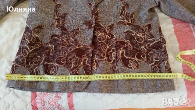 Сако с красиви цветя в кафяво , снимка 2 - Сака - 42469153