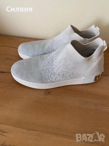 DKNY страхотни маратонки, снимка 3 - Маратонки - 53811398