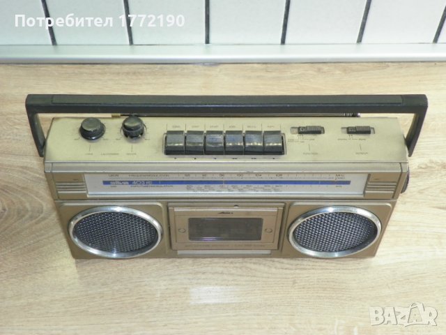 Мини стерео касетофон Silva 403 RC, снимка 3 - Радиокасетофони, транзистори - 41897868