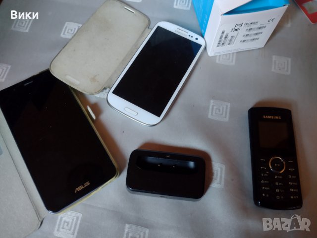 Лот телефони и таблети 35 броя / продават се всичките заедно, снимка 14 - Други - 37992304