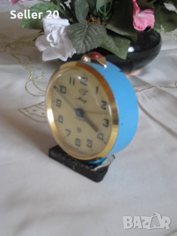 Старинни будилници СЛАВА и RUHLA работещи антики от времето на СССР, снимка 2 - Декорация за дома - 51953147