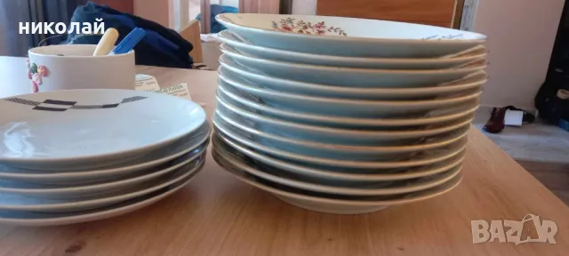 продавам български порцеланови чинии