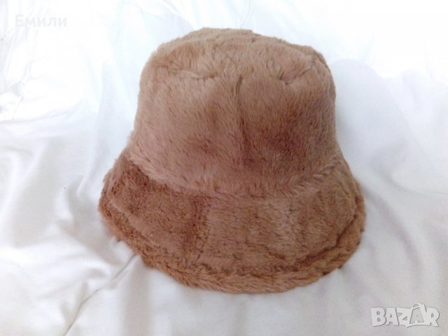 Дамска плюшена шапка идиотка в кафяв цвят, снимка 2 - Шапки - 39081049