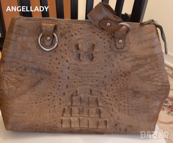 Чанта от  крокодилска кожа., снимка 2 - Чанти - 40217612