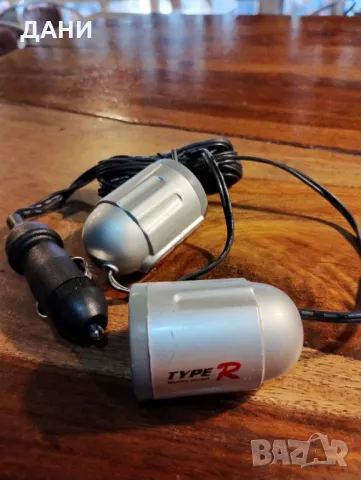 Тонколони, ретро микрофон, мини камера, мини фенерче с батерия, фенерче за кола с две фасонки, снимка 12 - Други - 48486375