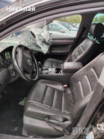 фолксваген тоарег 2.5 ТДИ 174 к.с Автомат, снимка 8 - Автомобили и джипове - 52089510