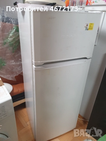 Хладилник с фризер, снимка 2 - Хладилници - 52695800