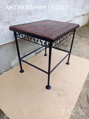 Стара Ръчно Изработена Малка Масичка От Ковано Желязо. НОМЕР 682.