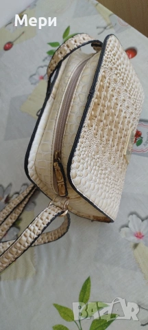 Дамска чанта от крокодилска кожа, снимка 4 - Чанти - 53571324