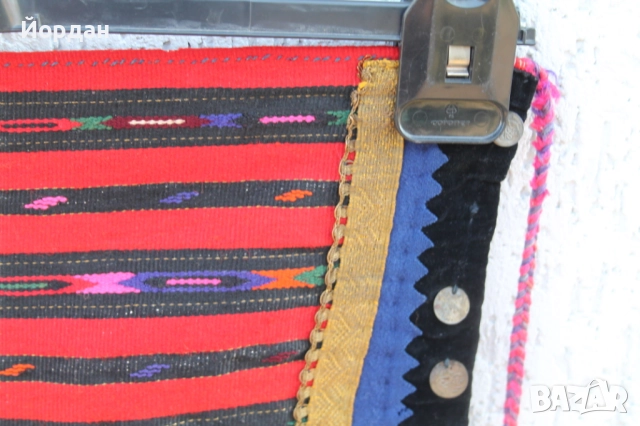 Престилка със сърма и сребърни монети, снимка 4 - Антикварни и старинни предмети - 52724044