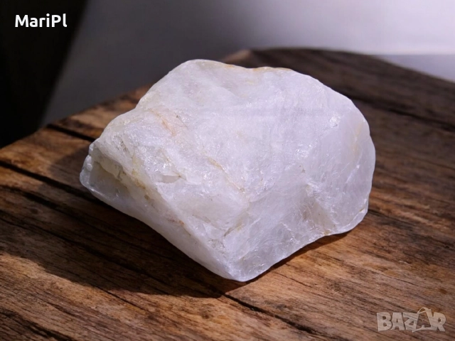 Уникален Млечен Кварц от Маджарово – Колекционерски Екземпляр