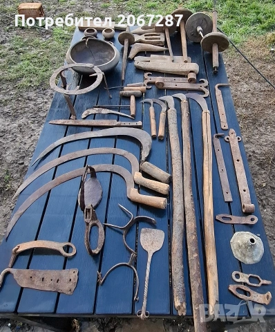 стари вещи за колекция или декорация.