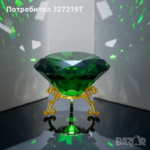 Бохемска Кристална Украса С Форма На Диамант, Със Стойка,различни цветове, снимка 8 - Декорация за дома - 48252366