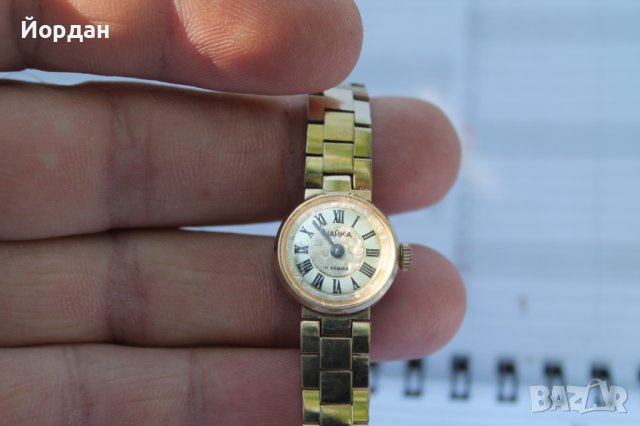 СССР дамски часовник ''Чайка'' 17 камъка