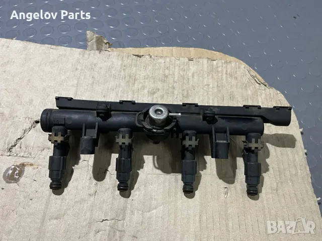 Бензинова рейка с дюзите за VW Lupo 1.0