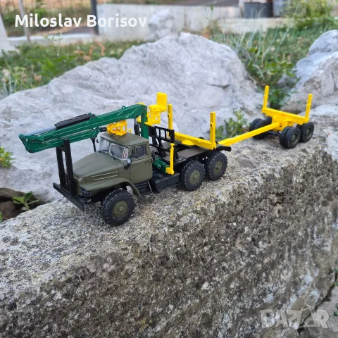 УРАЛ 375 Д лесовоз в мащаб 1:43, снимка 11 - Колекции - 56107335
