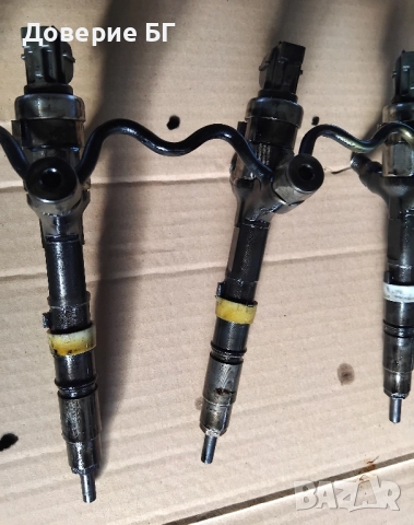 Продавам дюзи Toyota 2.0 D-4D (4 пинови) , снимка 6 - Части - 52356943