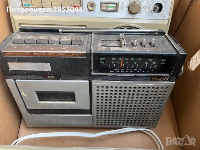 4 броя радиа, снимка 4 - Радиокасетофони, транзистори - 49805159